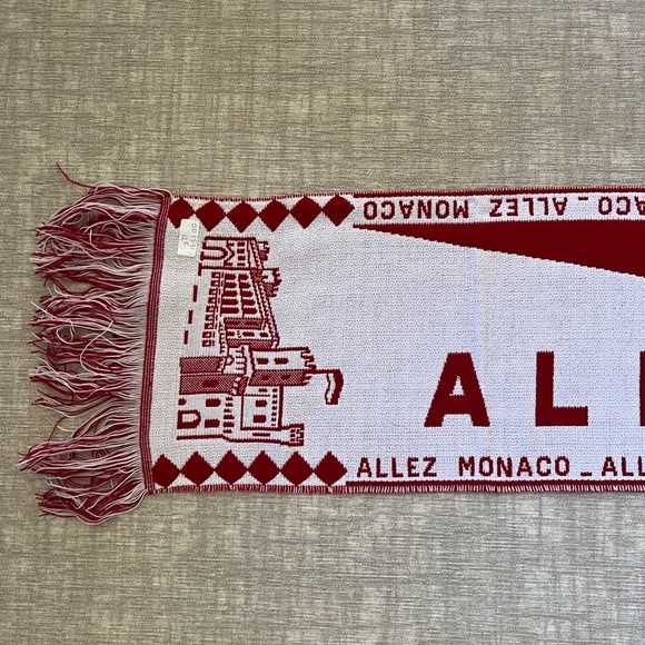 Monaco Soccer Scarf 🧣 - Picture 3 of 4